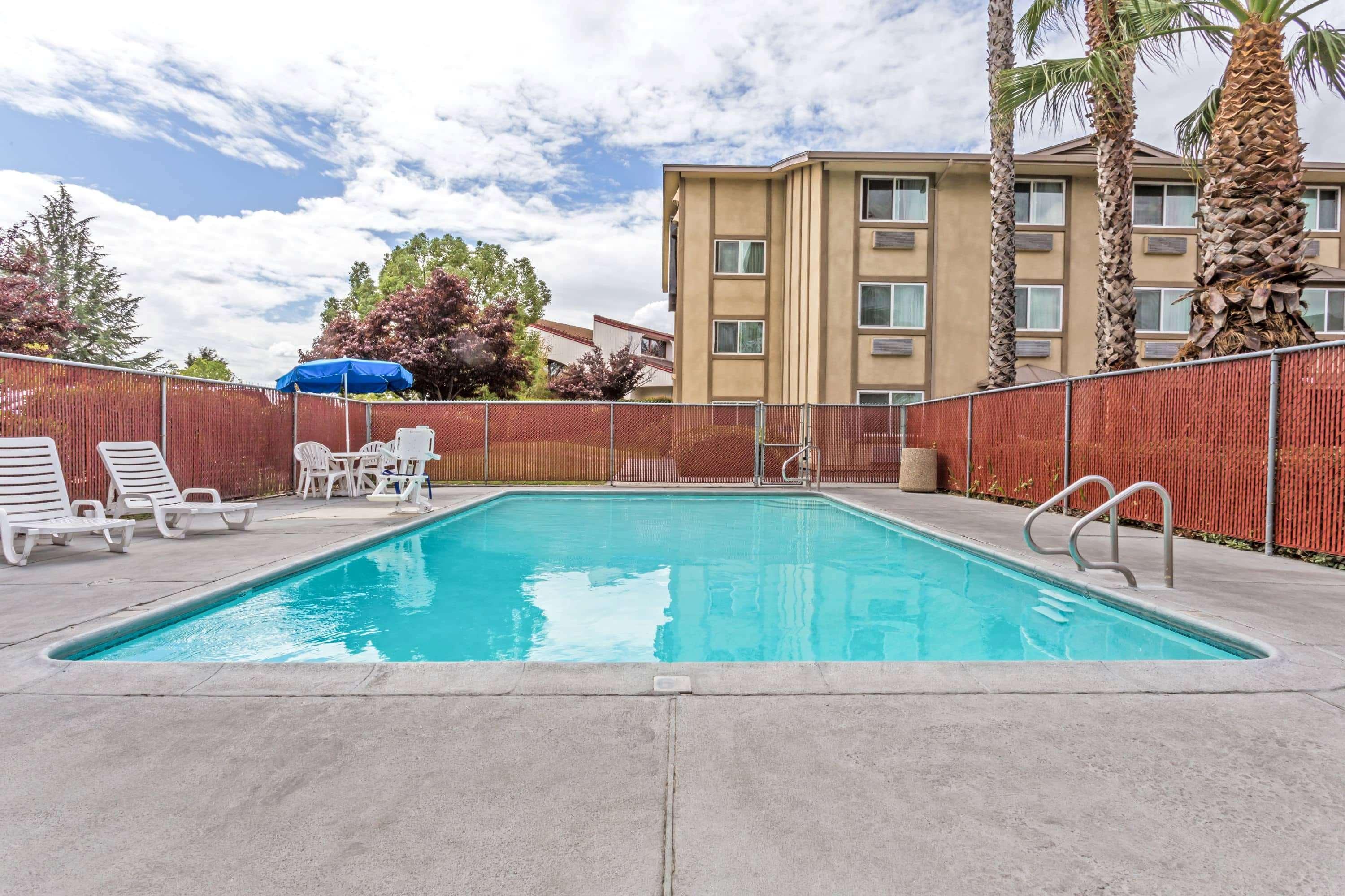 Hotel Super 8 By Wyndham Sacramento Carmichael Exteriér fotografie